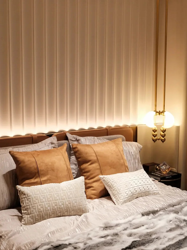 Close up of Patty 4-01 style suspension pendant showing sculptural form