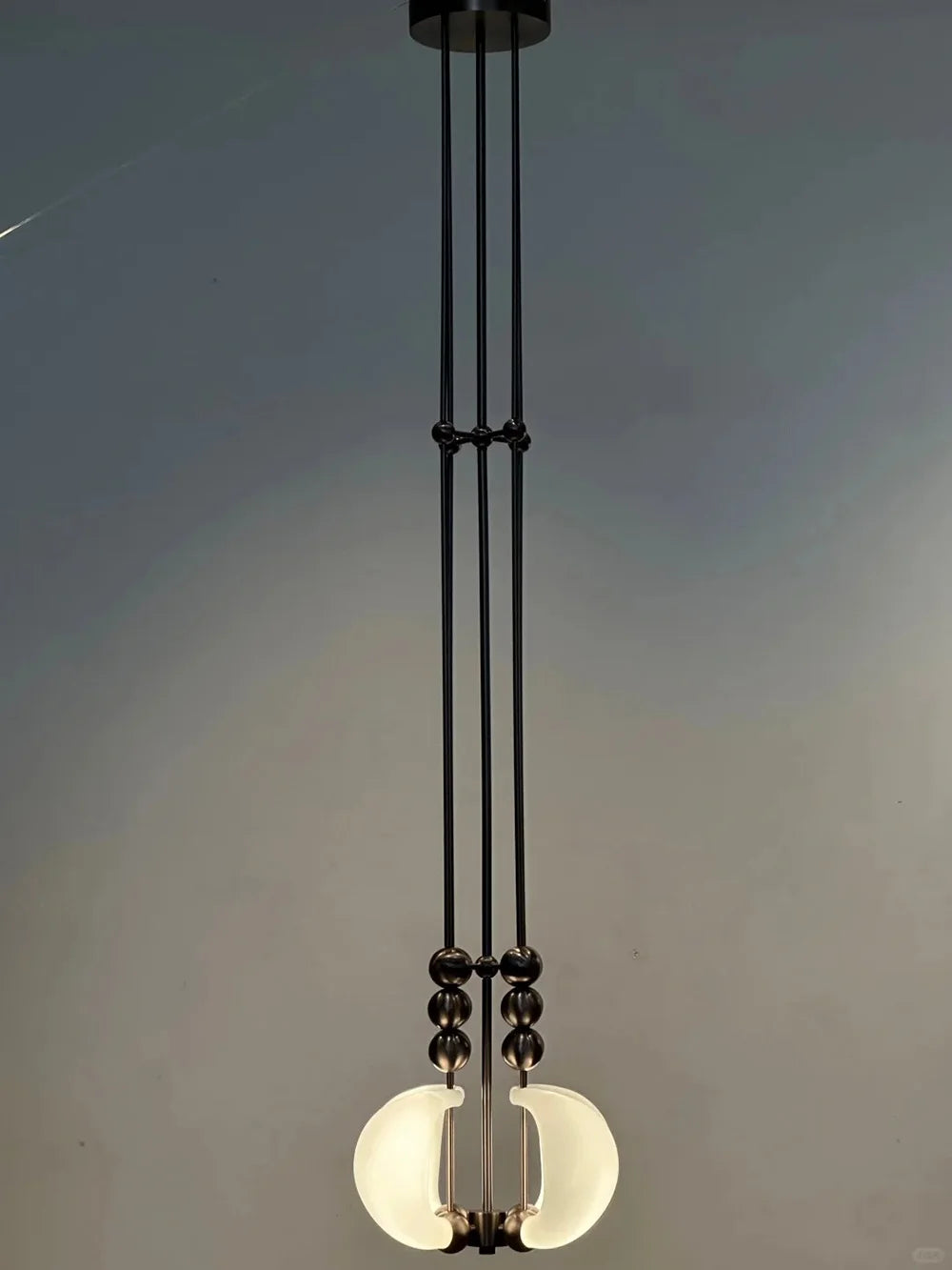 Patty 4-02 Style Suspension Pendant