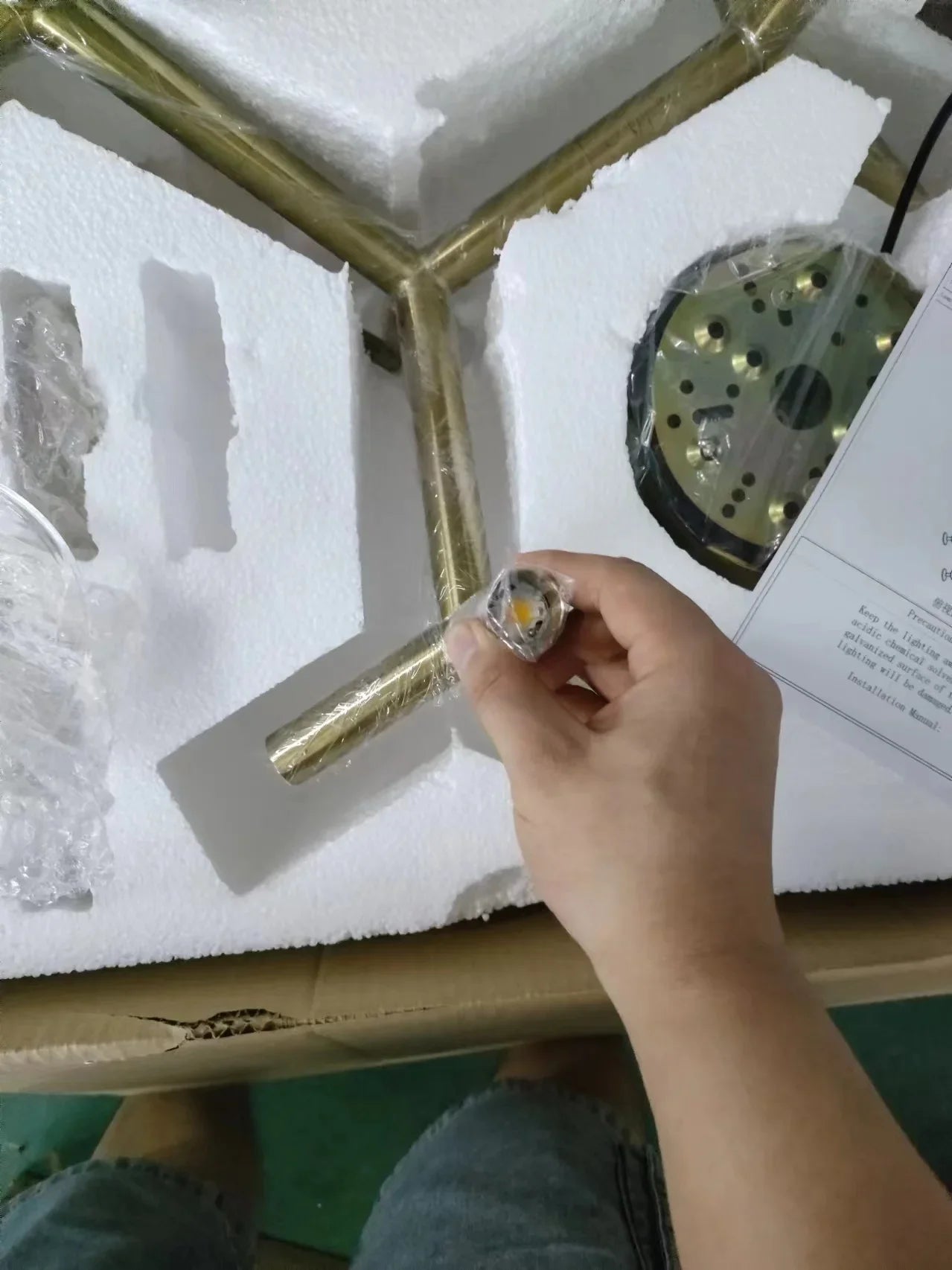 The Fractal XL style Chandelier