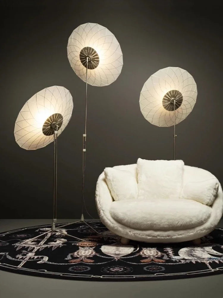 Filigree style floor lamp flos