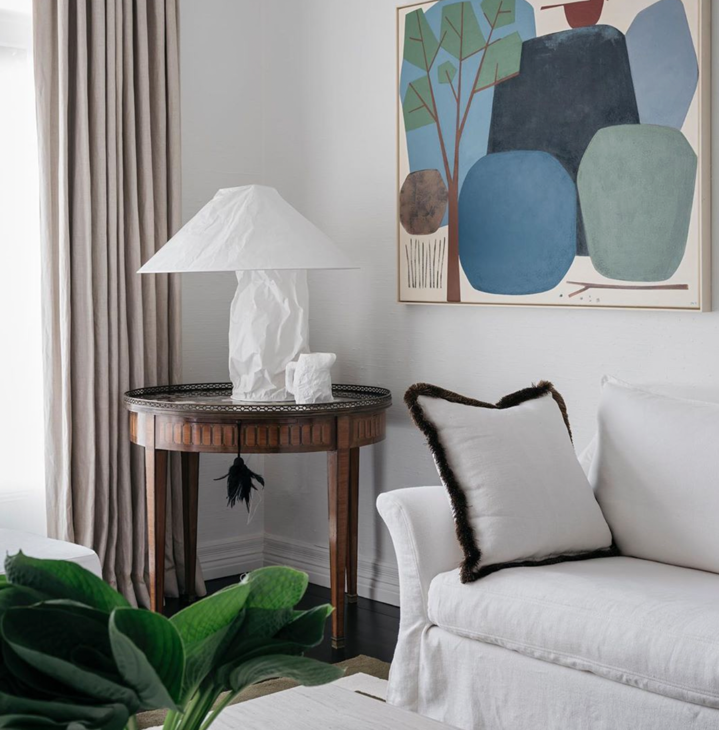Lampampe style Table Lamp