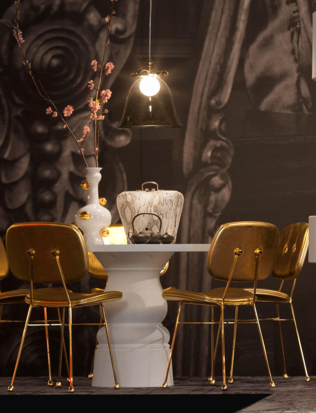 Large Bell Ribbon style Lamp Moooi