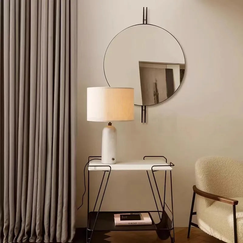 Gravity style Table Lamp