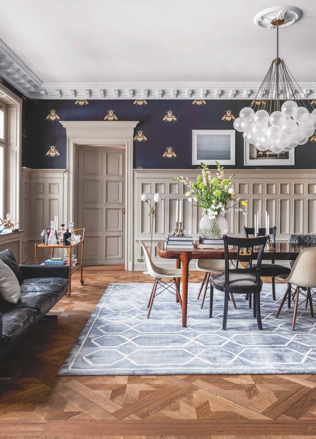 Cloud Chandelier Apparatus replica