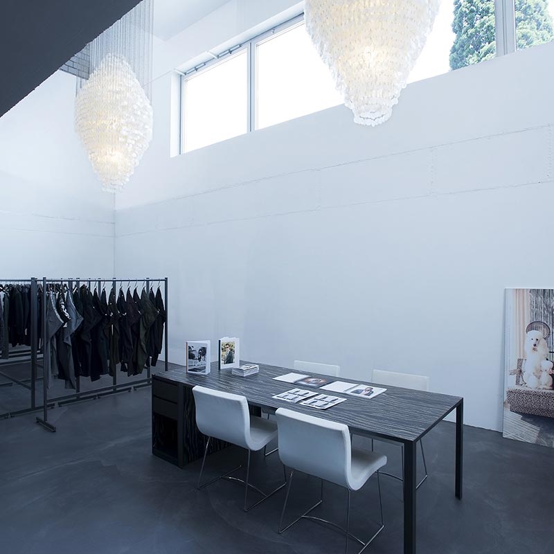 Fun 8DM Shell style Chandelier