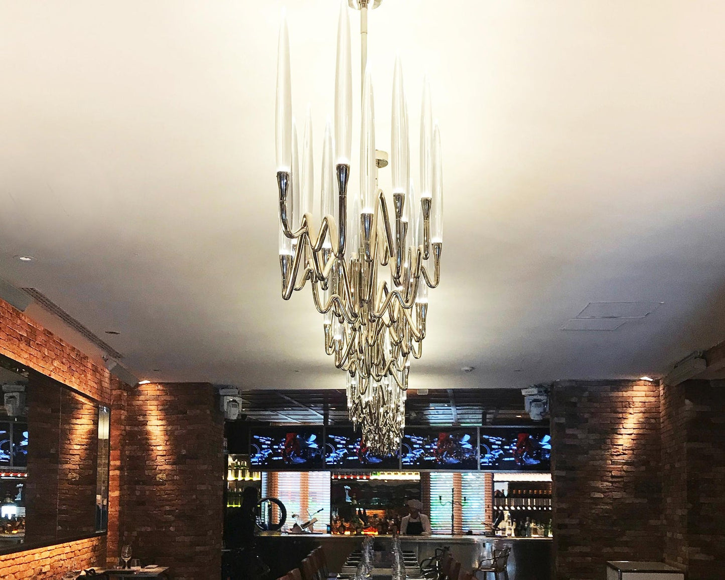 Il Pezzo style Chandelier