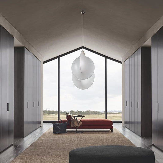 Overlap style Pendant