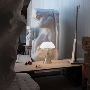 Pipistrello Table lamp Martinelli Luce Gae Aulenti