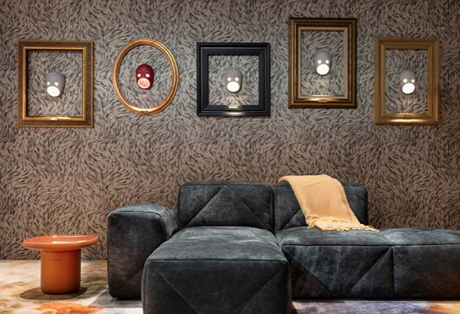 The Party style Wall Light