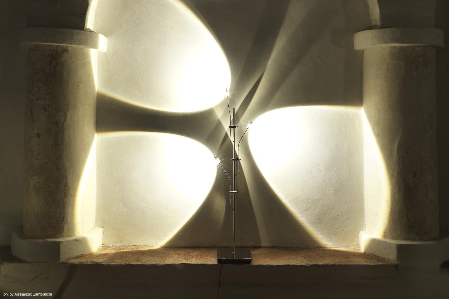 Wa Wa Table Lamp catellani and smith