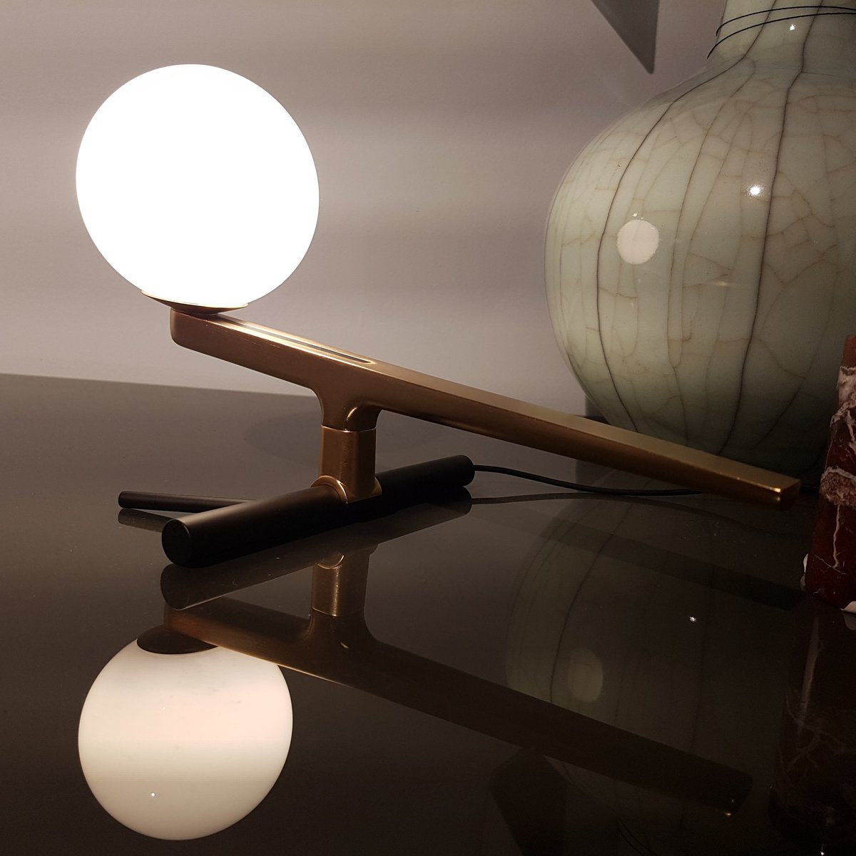 artemide yanzi yu neri table lamp