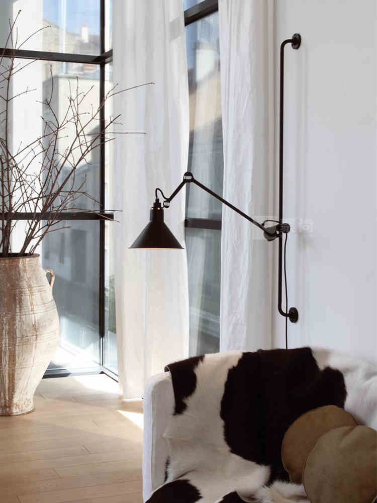 Lampe Gras N°214 style Wall Lamp DCW