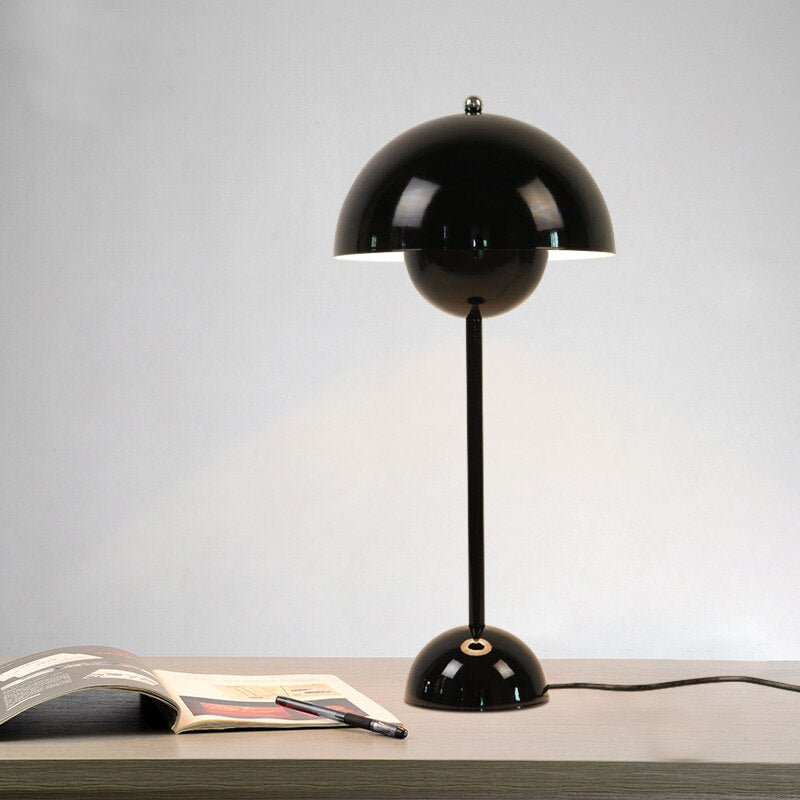 Flower Pot VP3 style Table Lamp